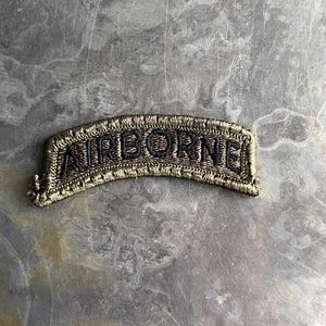AIRBORNE fully embroidered arch patch, vintage